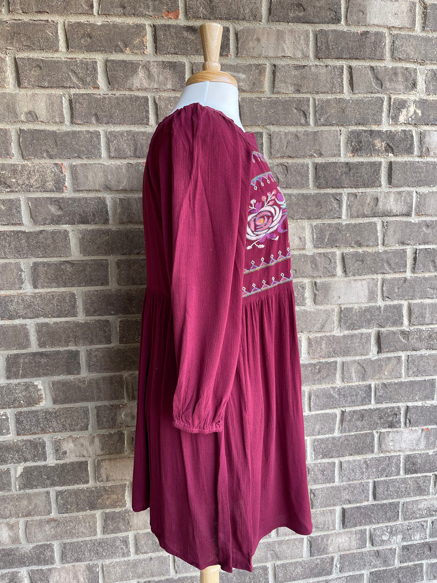 Groovy Day Embroidered Dress – Crown and Sparrow Apparel